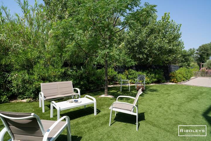 Gîte pour 6 personnes, avec piscine et jardin, adapté aux familles dans Vias Plage - 2