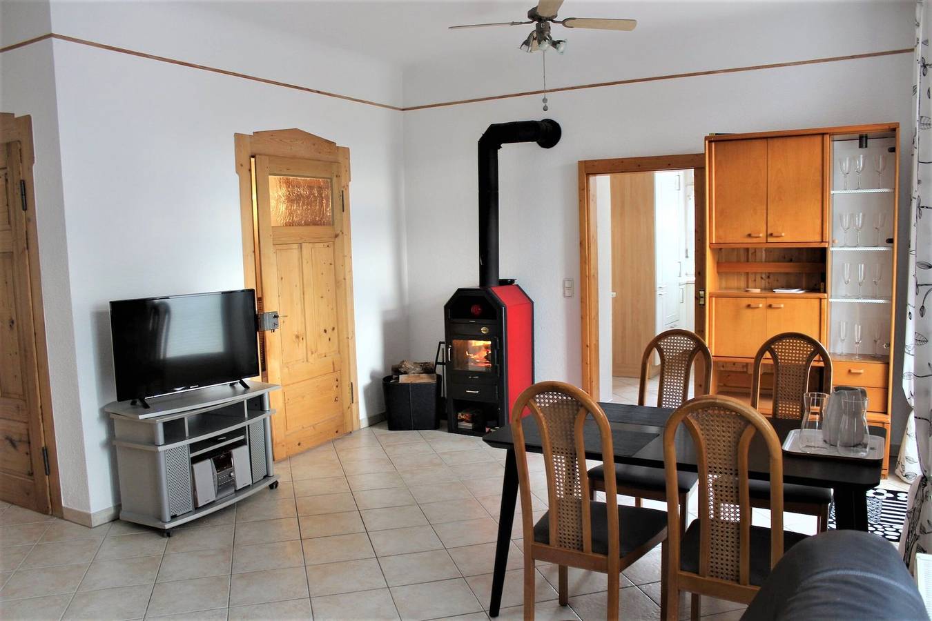 Ganze Wohnung, Ferienwohnung 'Renchglück' mit gemeinsamer Terrasse, gemeinsamem Garten und Wi-Fi in Erlach, Renchen