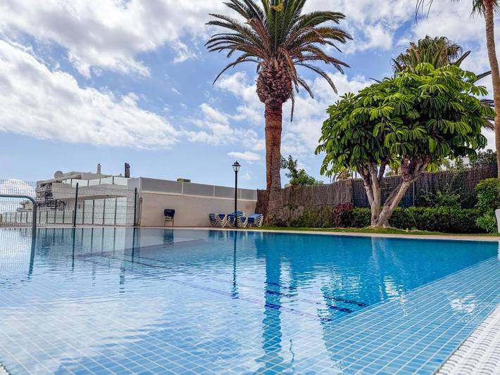 Apartamento de vacaciones para 4 personas, con piscina y jardín en Costa Adeje