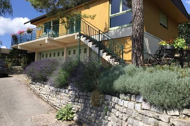 Gîte pour 6 personnes, avec jardin dans Lac de Vouglans - 3