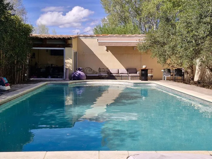 Casa de vacaciones para 6 personas, con jardín además de piscina y sauna - 1