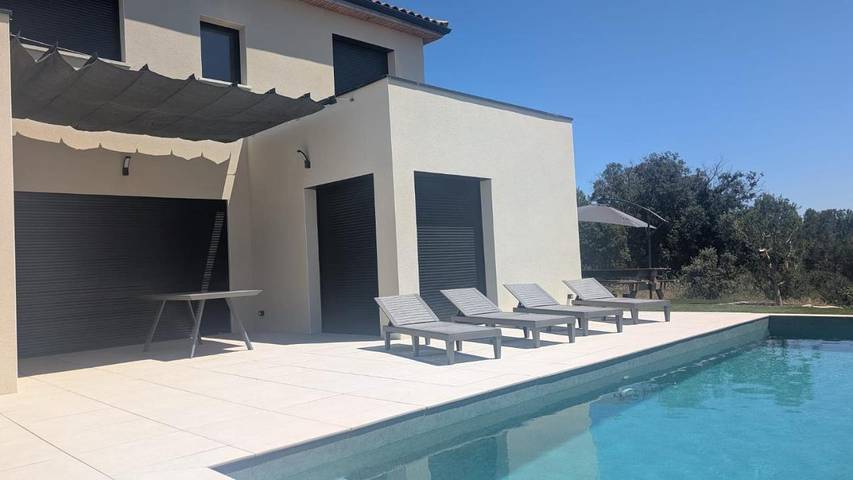 Location de vacances pour 10 personnes, avec vue ainsi que piscine et jardin à Saint-André-de-Roquelongue - 3