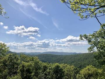 Log Cabin for 8 Guests in Wintergreen, Nelson County, Picture 2