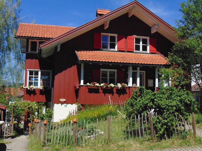 Ferienhaus für 3 Personen, mit Balkon und Garten in Bad Oberdorf