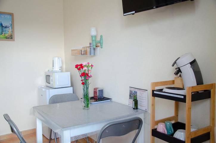 Maison d’hôte pour 3 personnes, avec jardin à Orbigny - 2