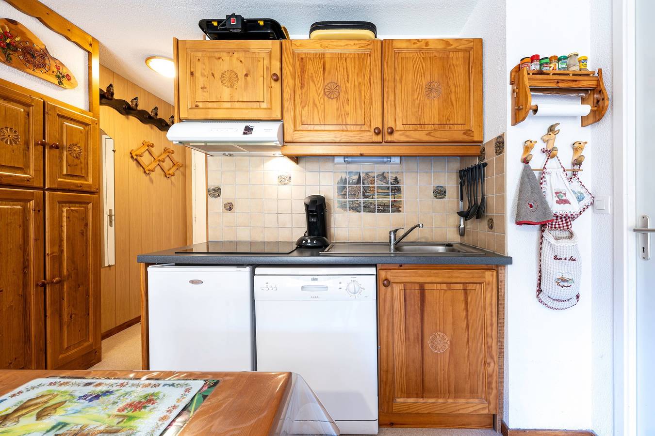 Apartamento entero, Apartamento 'Valfréjus La Montagne- App 123' con terraza privada, balcón y Wi-Fi in Valfréjus, Modane