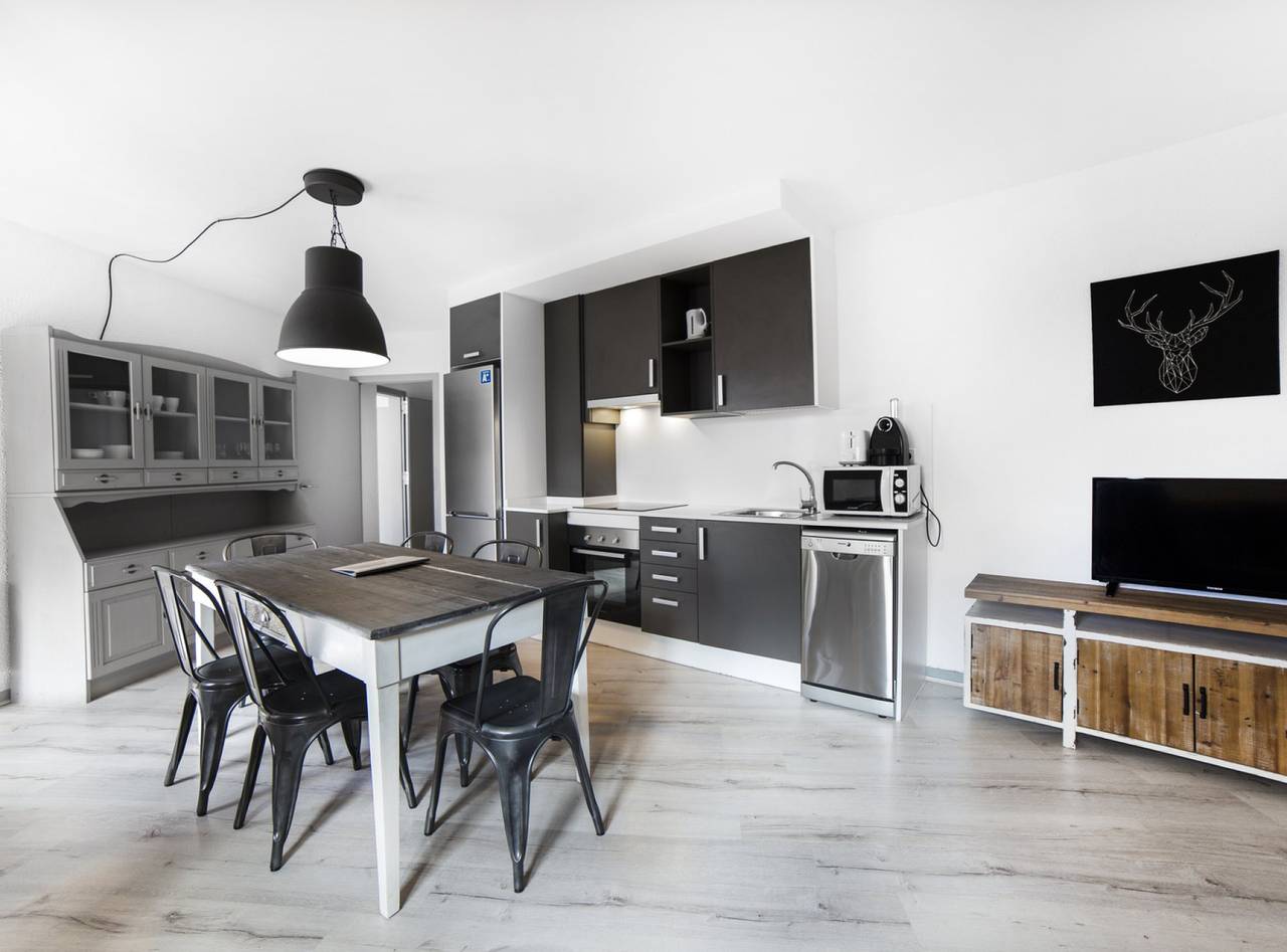 Appartement entier, 2 Bedroom apart. with views. 6+2. El Tarter. Avet in El Tarter, Grandvalira