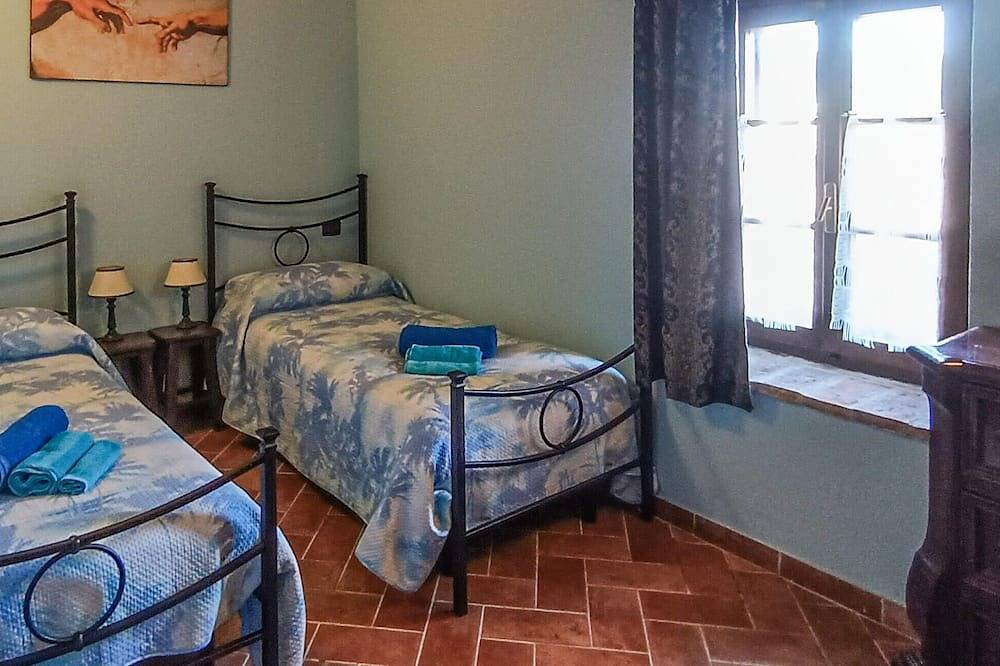 Geheel appartement, Geweldig appartement in Monticiano in Monticiano, Provincie Siena