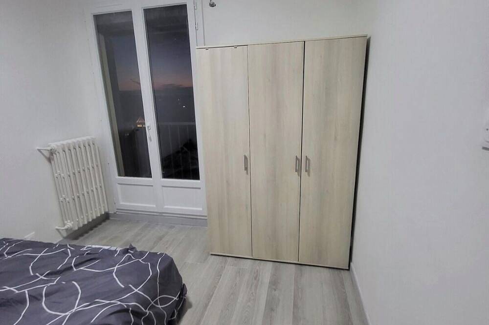 Private room in Sarthe