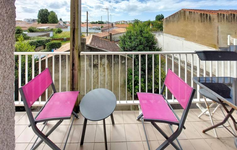 Gîte pour 4 personnes, avec terrasse dans Port Olona - 3