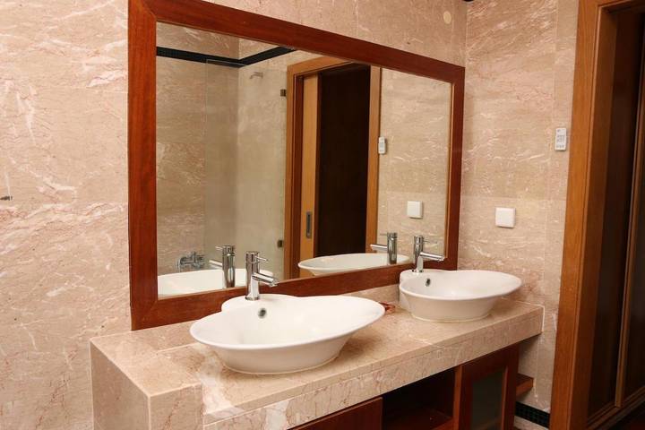 Location de vacances pour 8 personnes, avec vue et jardin ainsi que piscine et terrasse dans Alcochete - 2