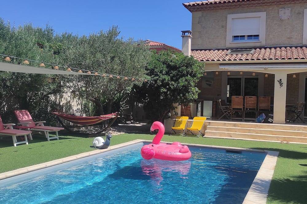 Villa pour 12 Personnes dans Frontignan, Région de Montpellier