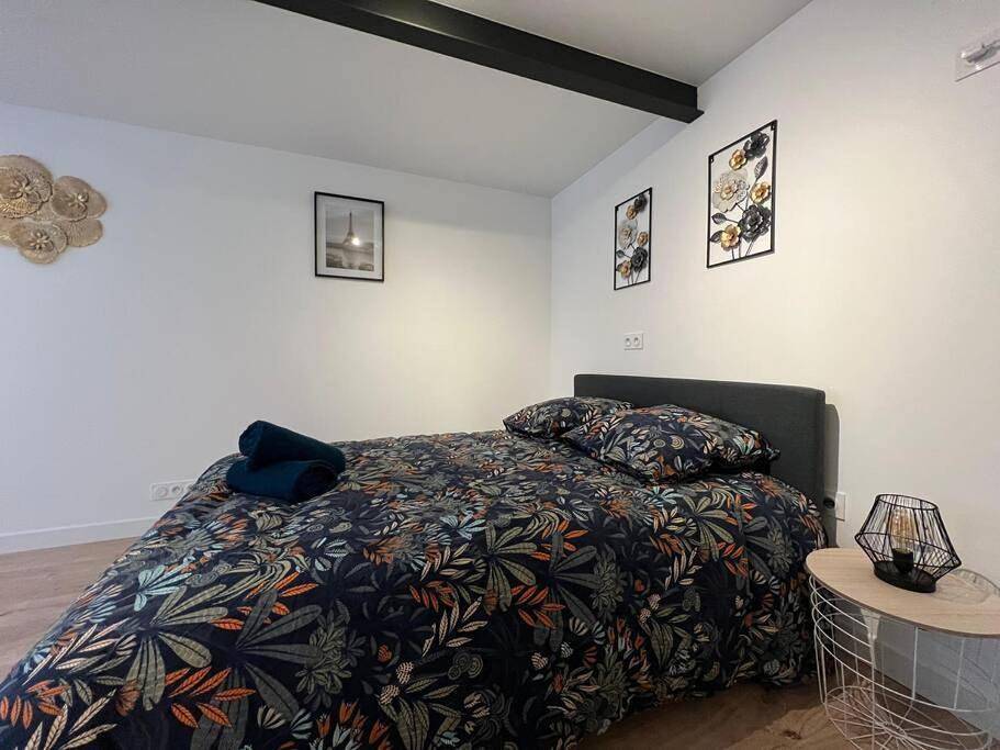 Appartement entier, One-Bedroom Apartment in Veneux-les-Sablons, Seine-et-Marne