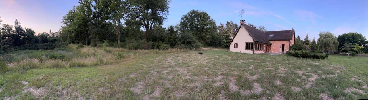 Maison de campagne pour 12 personnes, avec vue ainsi que vue sur le lac et jardin, adapté aux familles à Nançay - 3