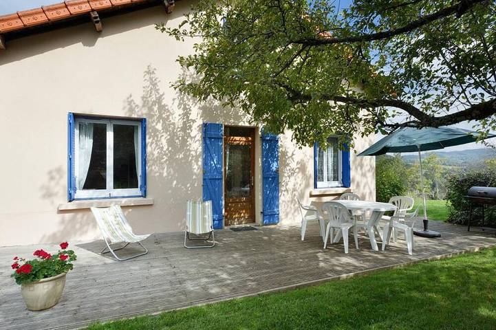 Gîte pour 5 personnes, avec Terrasse et Jardin
