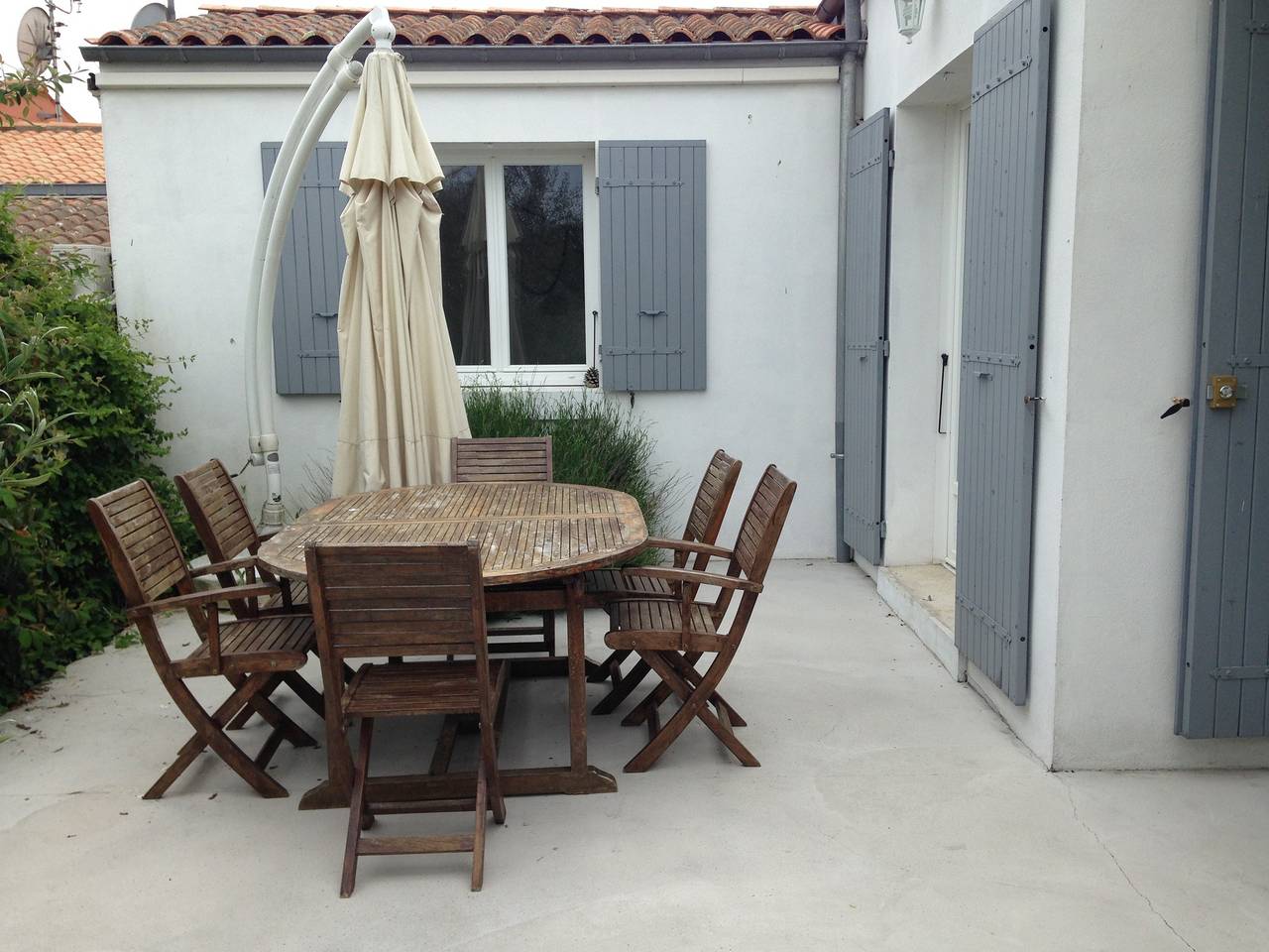 Maison de vacances 'Entre Vignes Et Plage' avec terrasse privée et jardin privé in Dolus-d'Oléron, Côte de Beauté