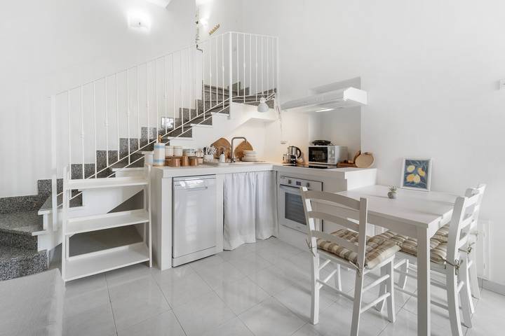 Casa Vacanze 'Istella - A' con Terrazza Privata in Sant'Anna Arresi, Sulcis Iglesiente