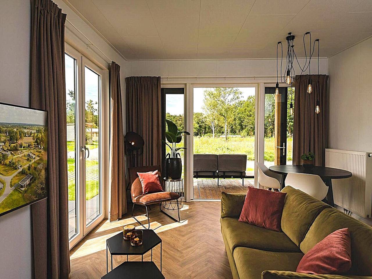 Luxe panoramische lodge met jacuzzi in Rijssen, Sallandse Heuvelrug