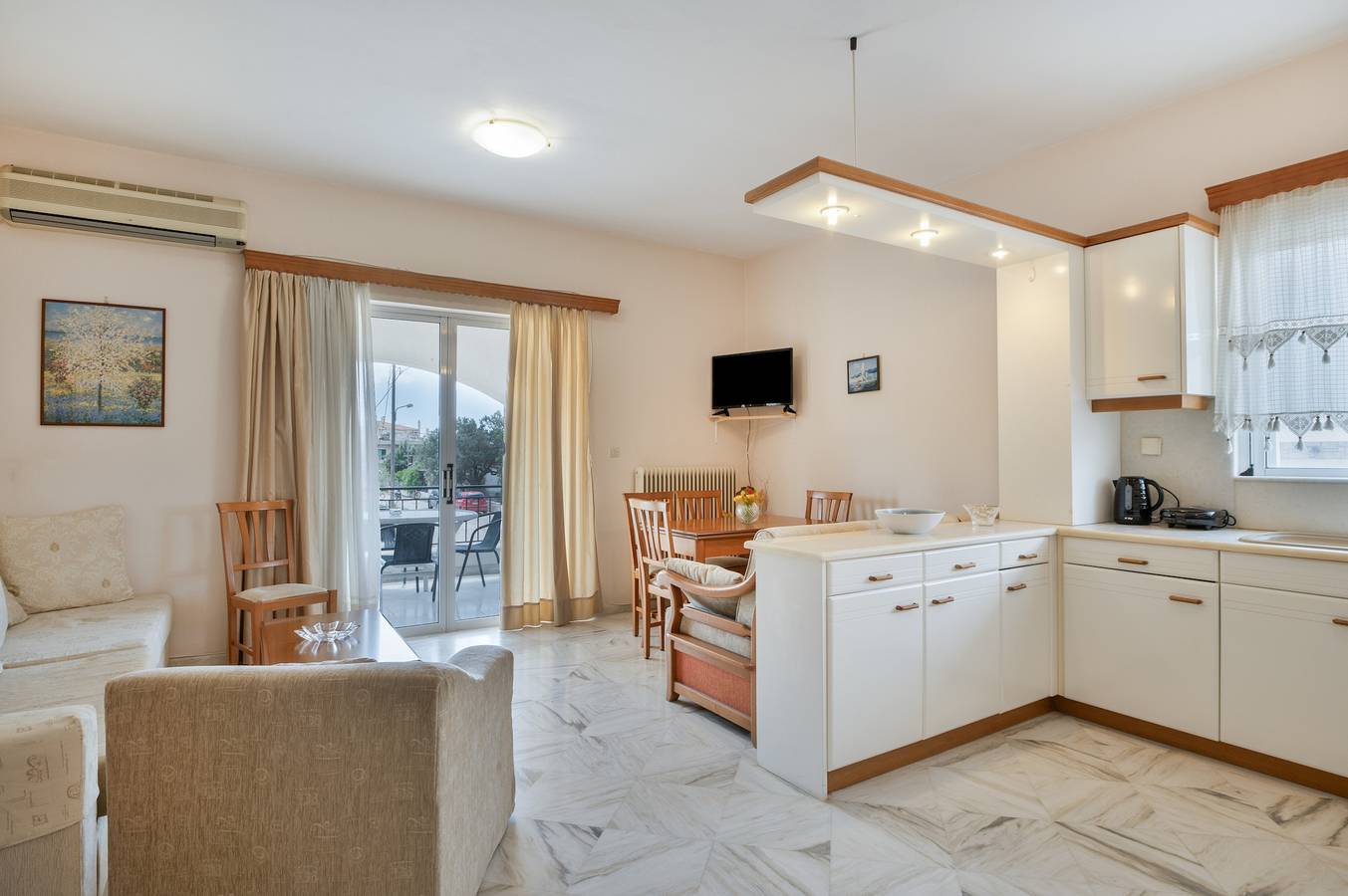 Appartement entier, Kyma Arch House : Expérience Authentique avec Vue Panoramique à Porto Heli in Ververouda, Porto Heli