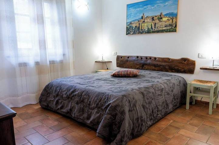 Appartement entier, Joli appartement pour 4 personnes avec climatisation, piscine, WIFI, TV, patio et animaux admis in Panicale, Lac Trasimène