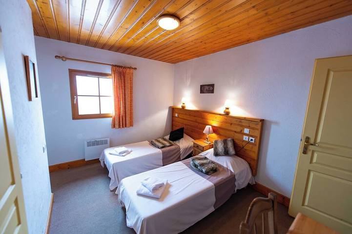 Oz Station Alpe d'Huez Private Chalet, Fuße der Pisten, Wi-Fi, klare Sicht in Oz, Nationalpark Écrins