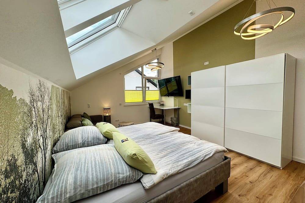 Ganze Wohnung, Design Ferienwohnung am Kottenforst in Bonn, Rheinland