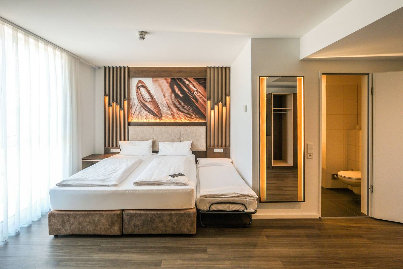 Tools Hotel Laichingen/Ulm - Komfort Doppelzimmer in Laichingen, Laichingen Region