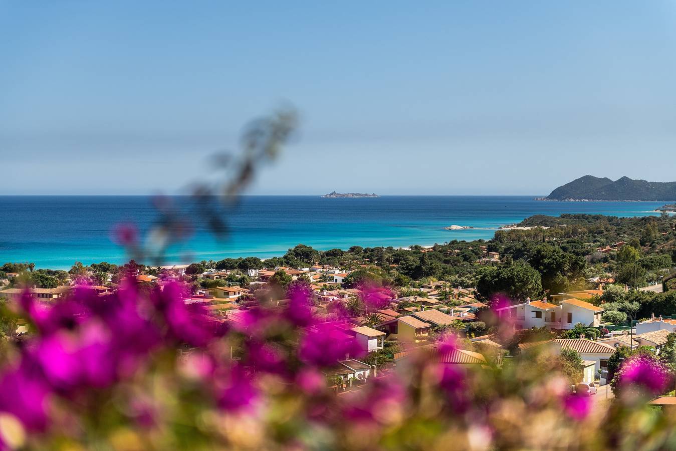 Villa "Birgit" con vista mare, vista montagna, aria condizionata e terrazza in Costa Rei, Muravera