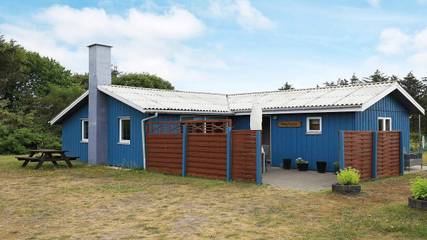Ferienhaus für 6 Personen, mit Whirlpool und Sauna sowie Terrasse in Nr. Lyngby
