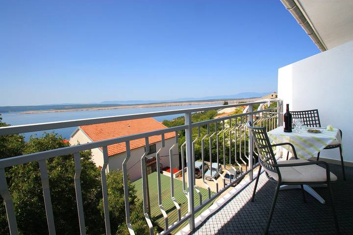 Ferienwohnung für 4 Personen, mit Garten und Balkon, kinderfreundlich in Dramalj - 2