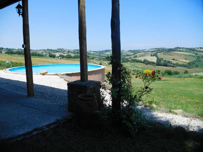 Casa vacanza per 5 persone, con Terrazza e Giardino nonché Piscina e Panorama a Corinaldo