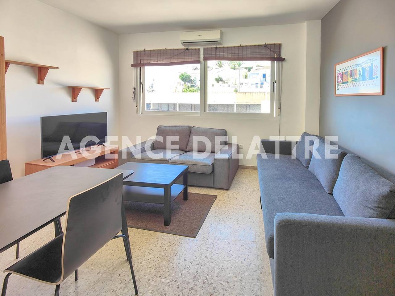 Entire apartment, Pentahouse, Air-conditioned, Wifi, Private parking, 150m from the beach in Peñiscola, Costa del Azahar