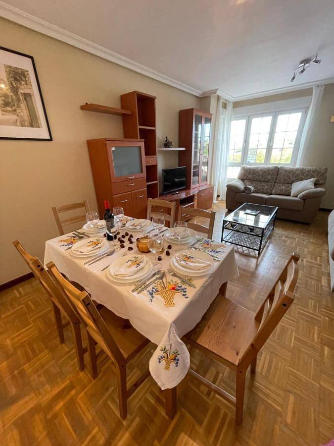 Apartamento entero, Three-Bedroom Apartment in Siero, Provincia de Asturias