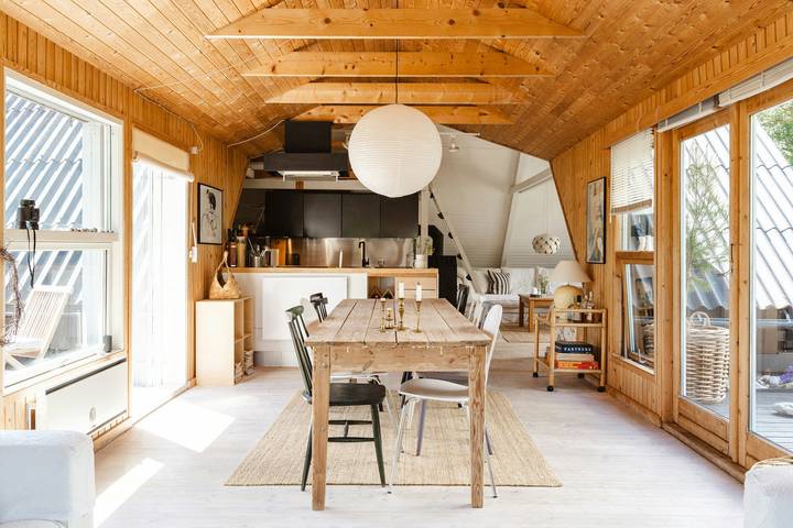 Ferieudlejning for 6 personer, med Terrasse og Have i Grenå Strand