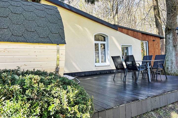 Ferienhaus für 2 Personen, mit Garten in Rabenstein