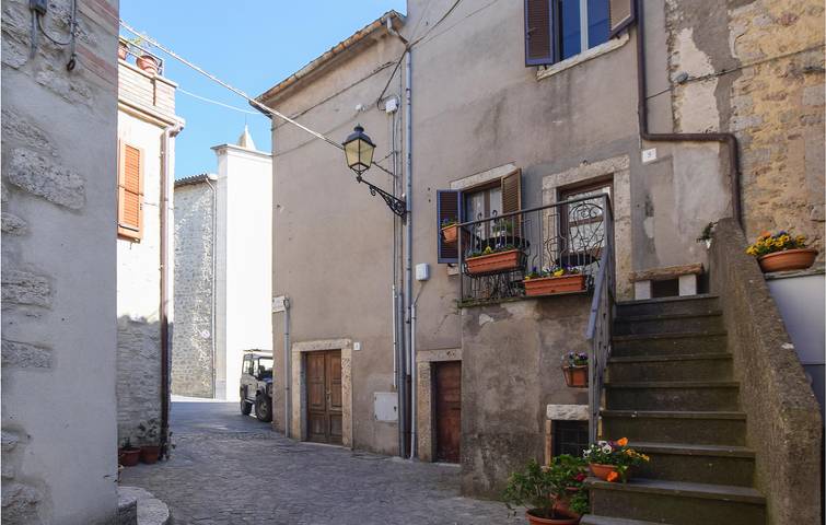 Ferienwohnung für 6 Personen, mit Terrasse in Baschi