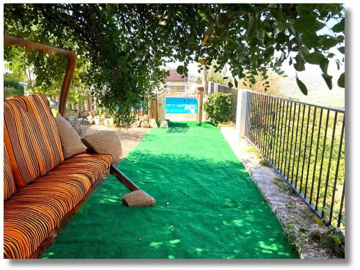 Casa rural para 9 personas, con jardín además de vistas y piscina, Se admiten mascotas en Montefrío - 3