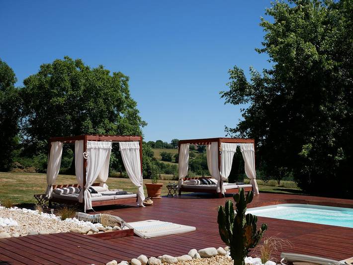 Chambre d’hôte pour 3 personnes, avec piscine ainsi que jardin et jacuzzi dans l' Aveyron - 4