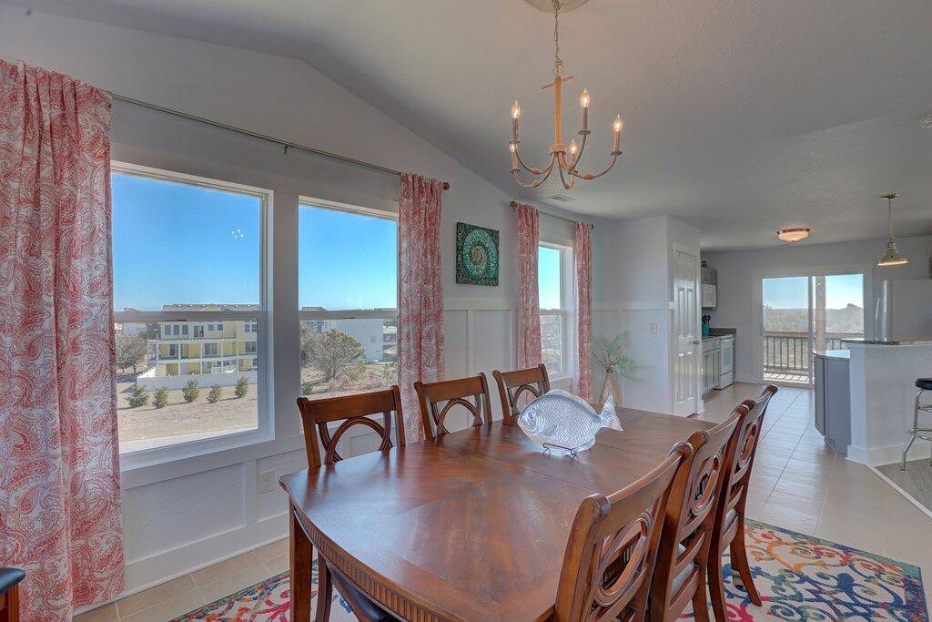 Owners Weeks Open⭐New Hot Tub⭐️Heated Pool, Linens, Wifi, Tennis Courts, Dogs in Corolla, Currituck County