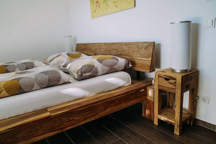Ganze Wohnung, Schöne Fewo am Rande der Weinberge in Ramsthal, Rhön-Bayern