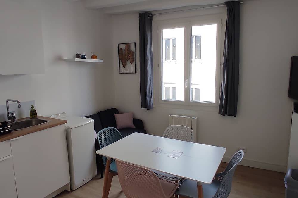 Appartement entier, Appt #4 cosy plein centre de Conches in Conches-en-Ouche, Région d'Évreux