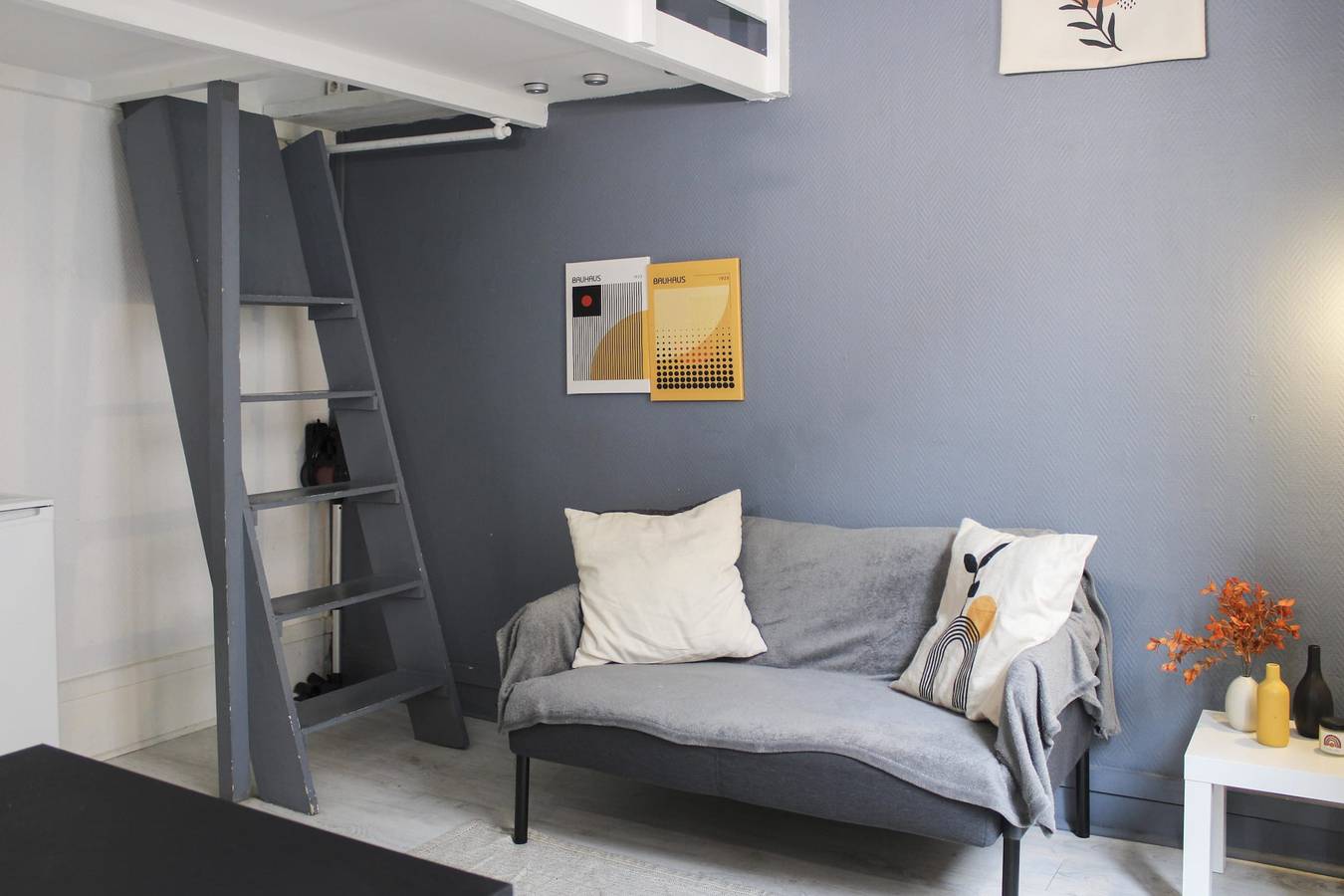 Studio entier, Studio Cosy & Lumineux – Proche Métro & Puces in Saint-Ouen, Seine-Saint-Denis