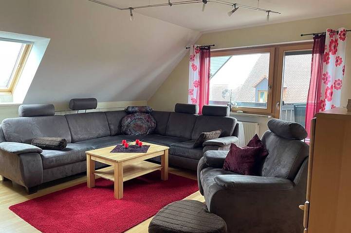 Ganze Wohnung, Ferienwohnung für 2 - 8 Personen, ideal auch für 2 Familien mit Kindern in Ehingen, Romantische Straße