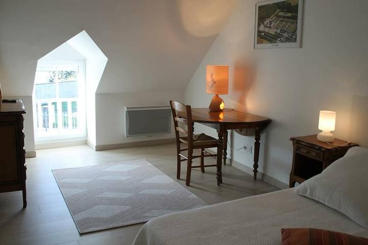 Gîte pour 4 personnes, avec jardin à Savigny-en-Véron - 3