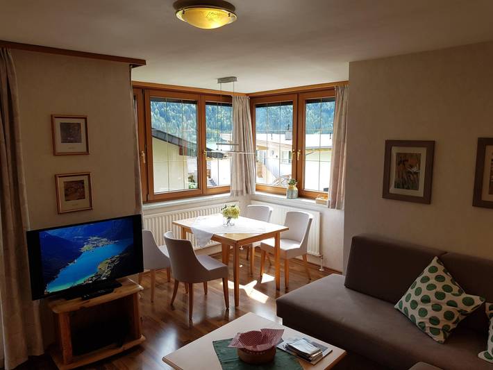 Apartamento vacacional entero, Apartment, shower, toilet, balcony in Rofangarten, Eben am Achensee