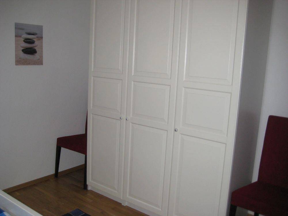 Ganze Ferienwohnung, Fewo Grünes Herz, Dusche und Badewanne in Kieler Förde, Kiel