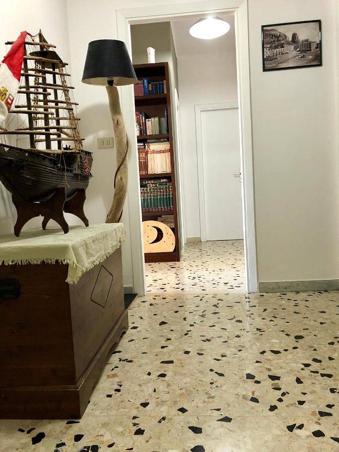 Ferienhaus für 4 Personen, mit Ausblick und Terrasse in Terracina - 2