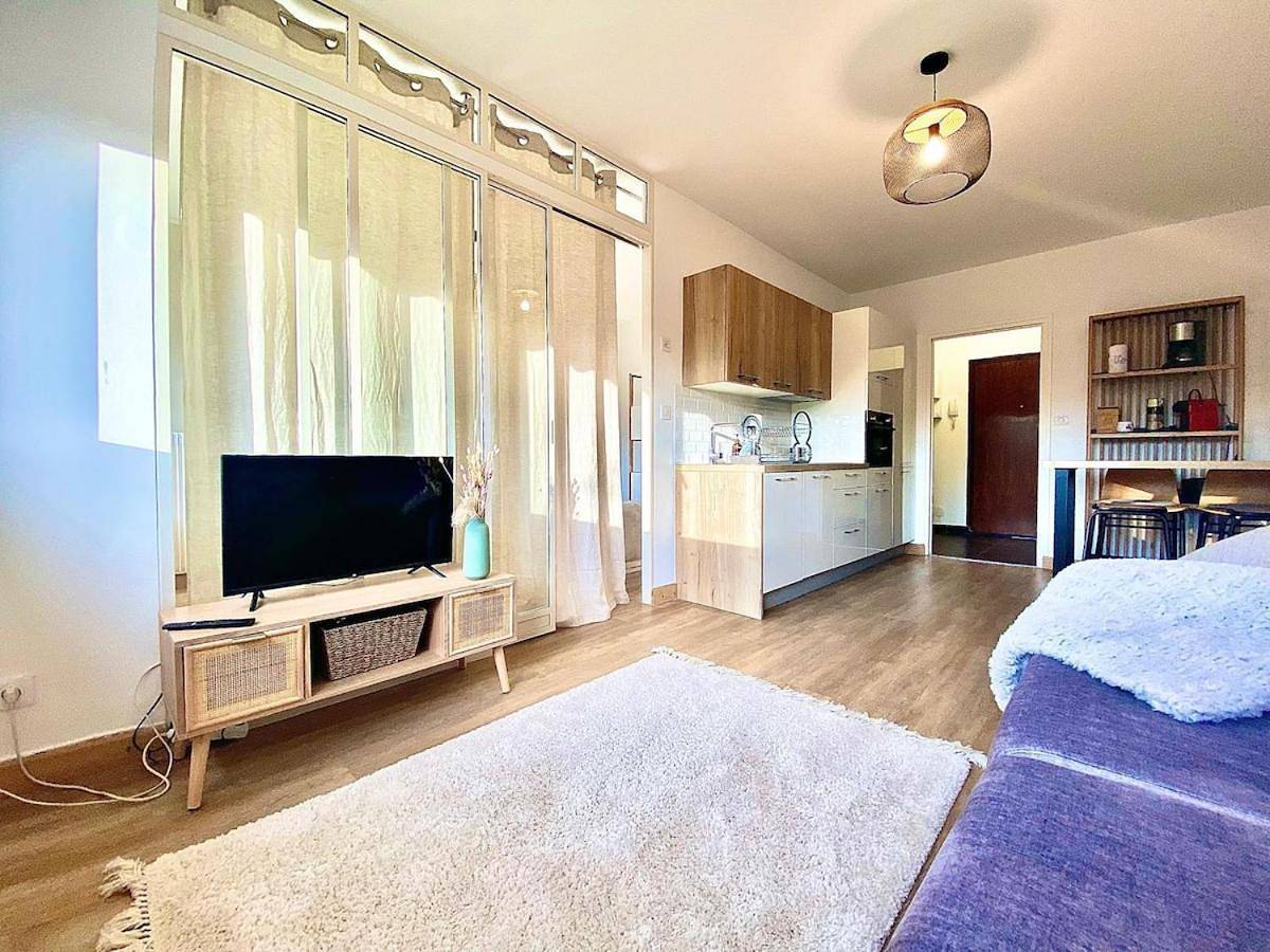 Appartement entier, Alpen - 300m de la plage & parking in Annecy-le-Vieux, Annecy (commune)