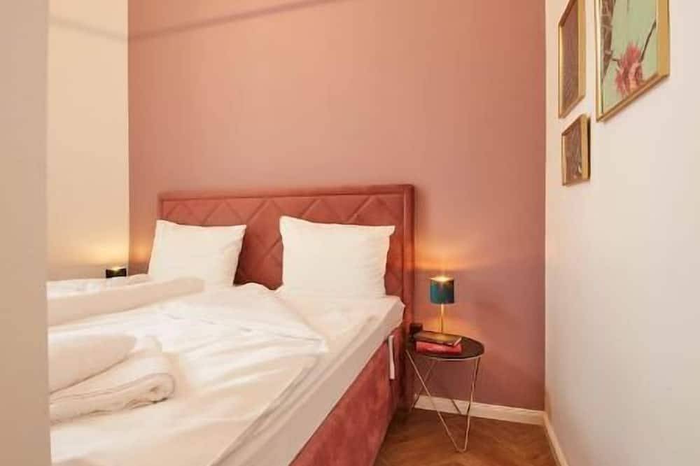 Ganze Wohnung, Design Studio Apartment 9 Bezirk Wien in Wien, Wienerwald