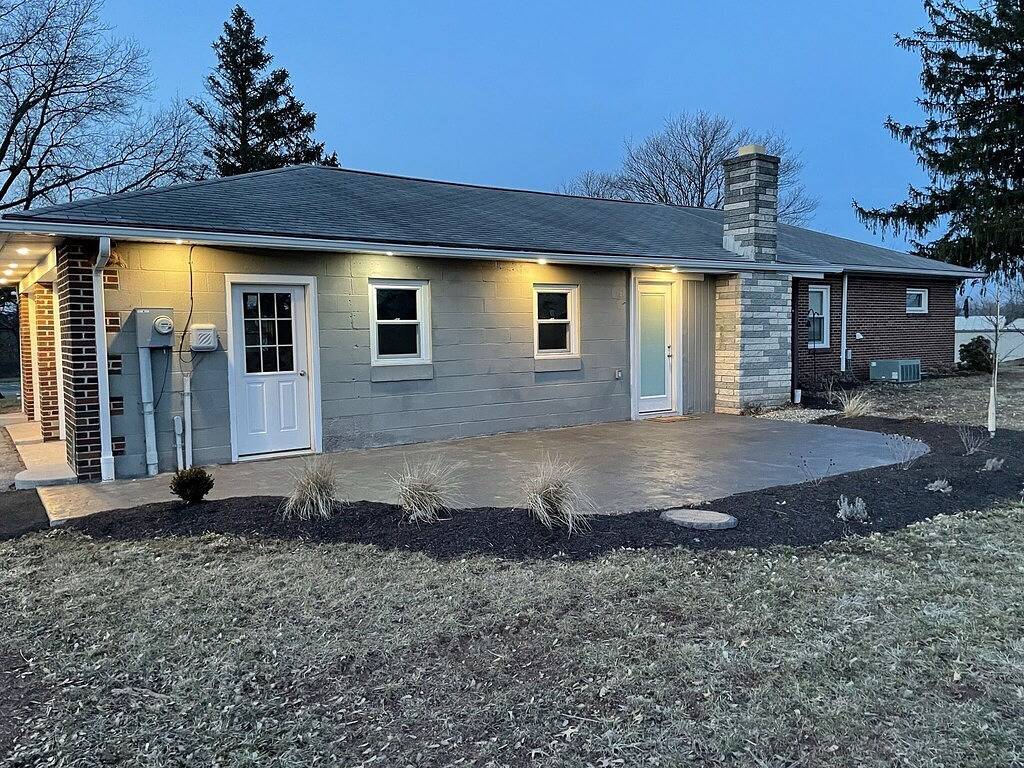 Beautiful open and spacious ranch home in country setting in Lebanon County